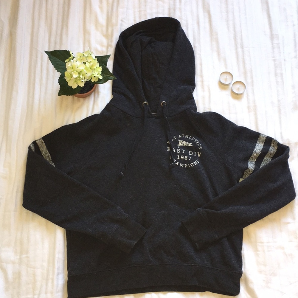 Cropped Hoodie